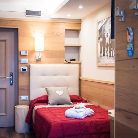 Hotel Alle Alpi Moena Εξωτερικό φωτογραφία