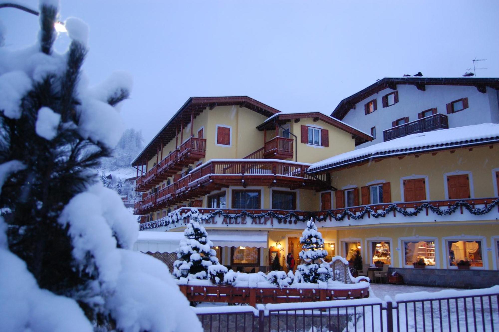 Hotel Alle Alpi Moena Εξωτερικό φωτογραφία