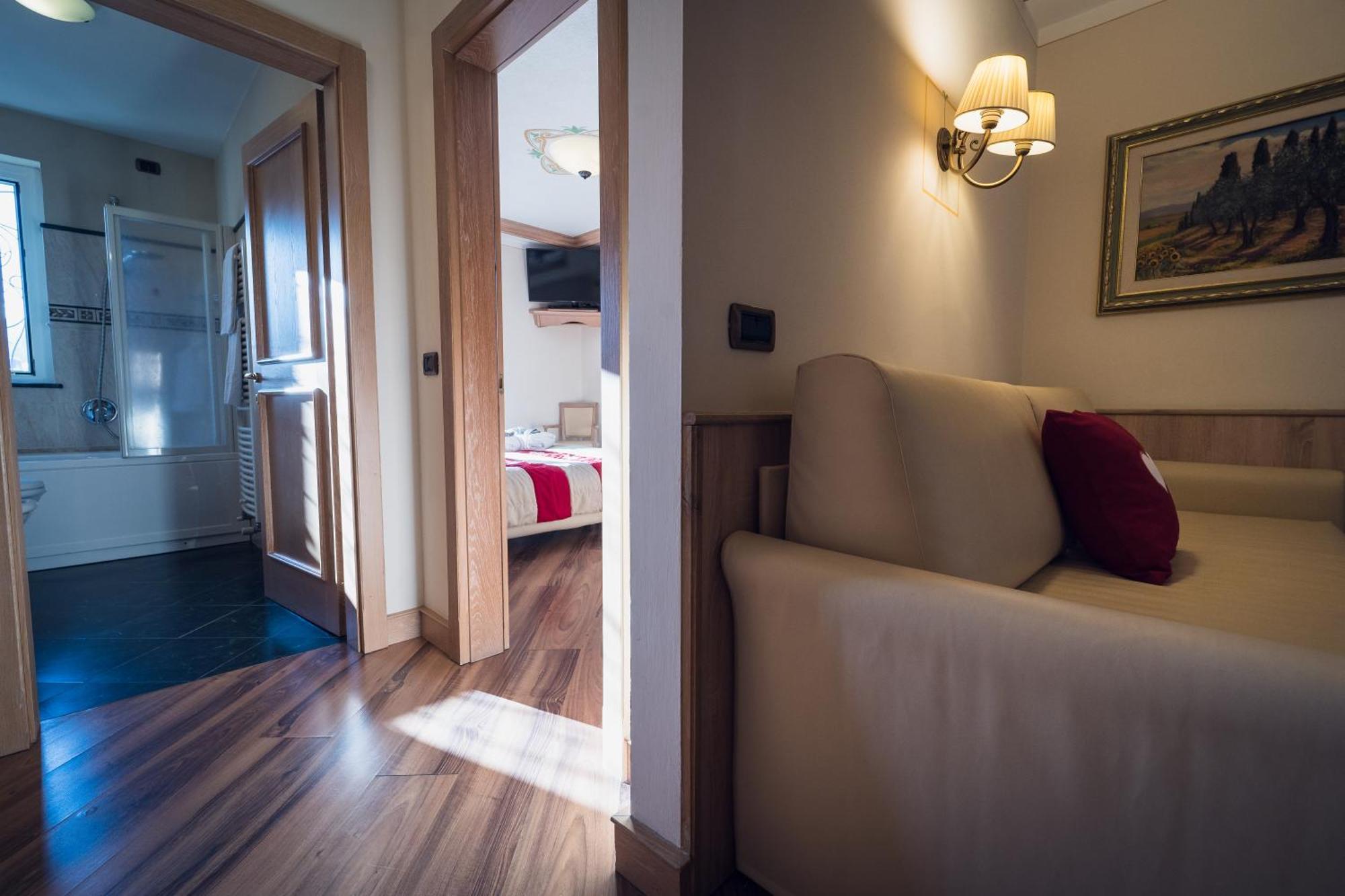 Hotel Alle Alpi Moena Εξωτερικό φωτογραφία