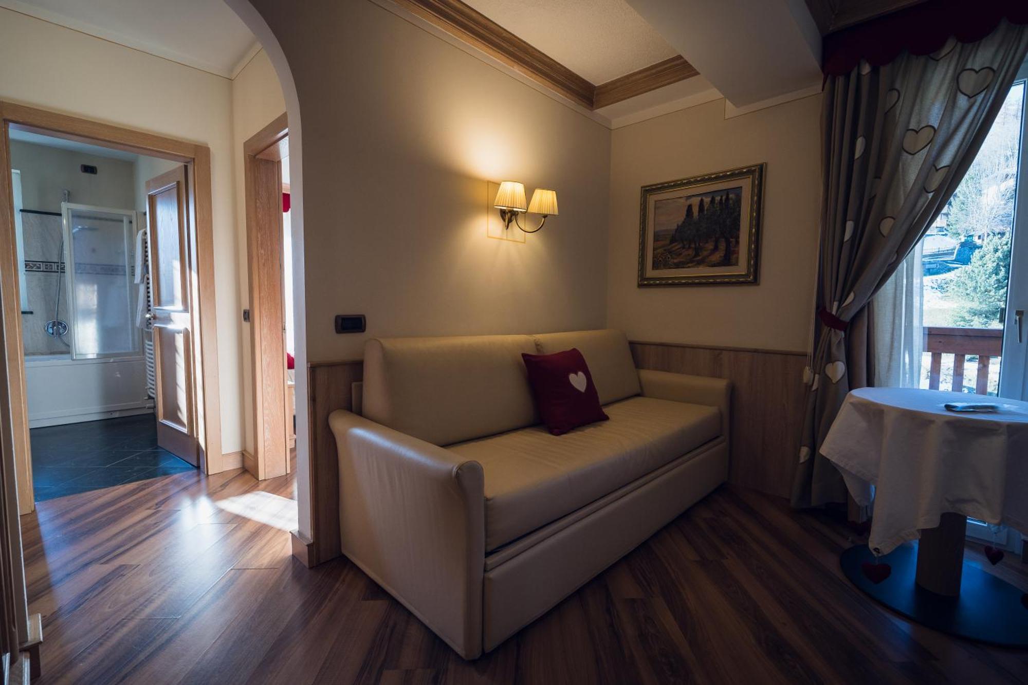 Hotel Alle Alpi Moena Εξωτερικό φωτογραφία