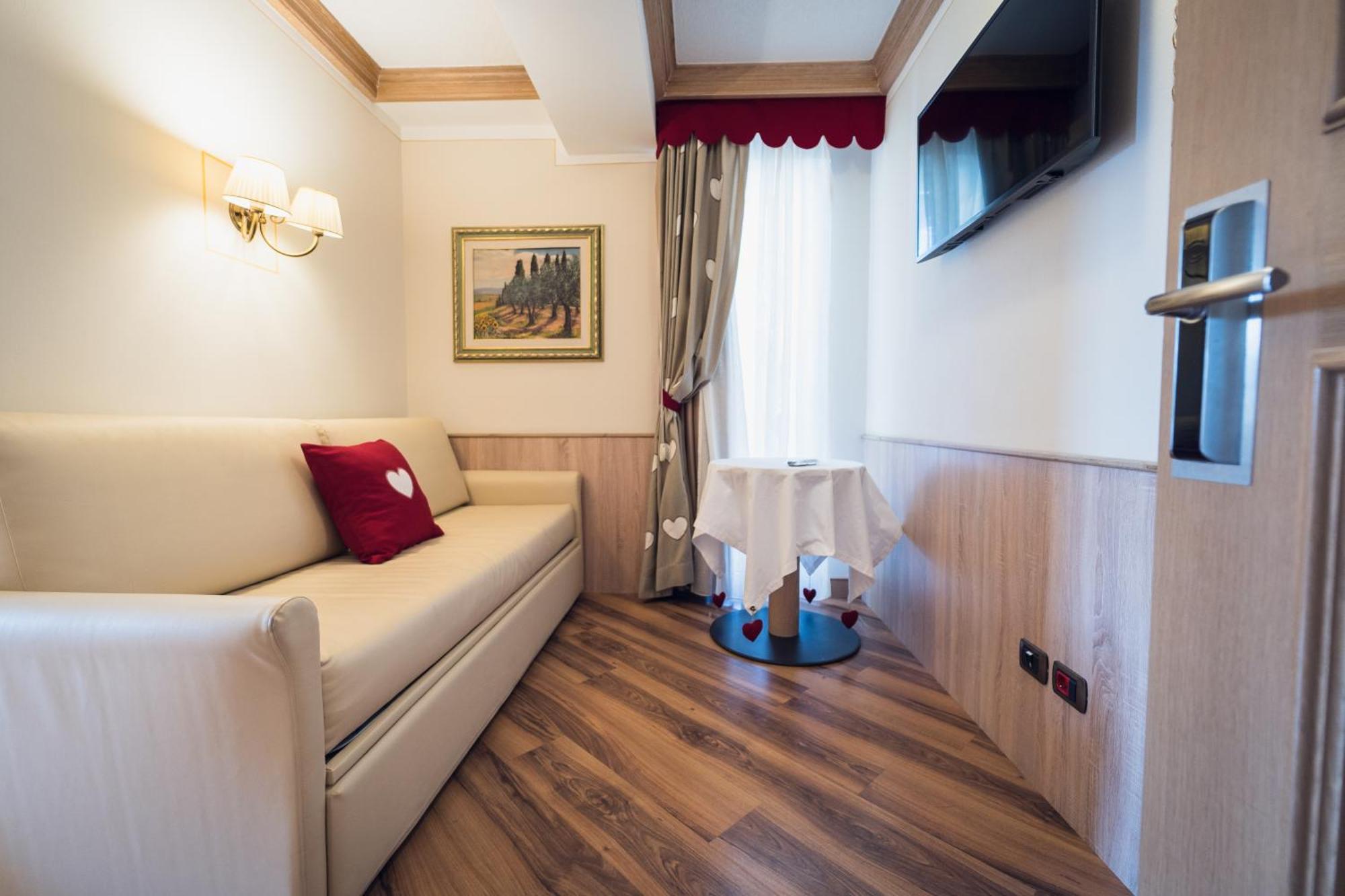 Hotel Alle Alpi Moena Εξωτερικό φωτογραφία