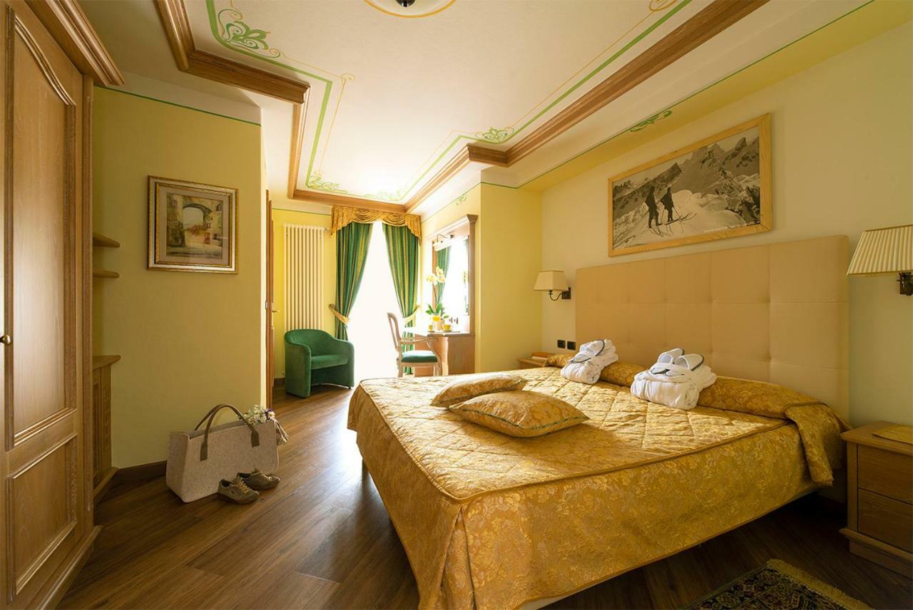Hotel Alle Alpi Moena Εξωτερικό φωτογραφία